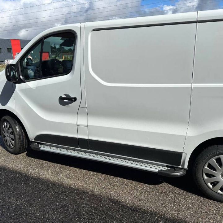 Marchepied latéral fixe, revêtement aluminium pour Opel Vivaro 2014-2019